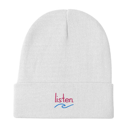 listen. Wave-besticktes Beanie